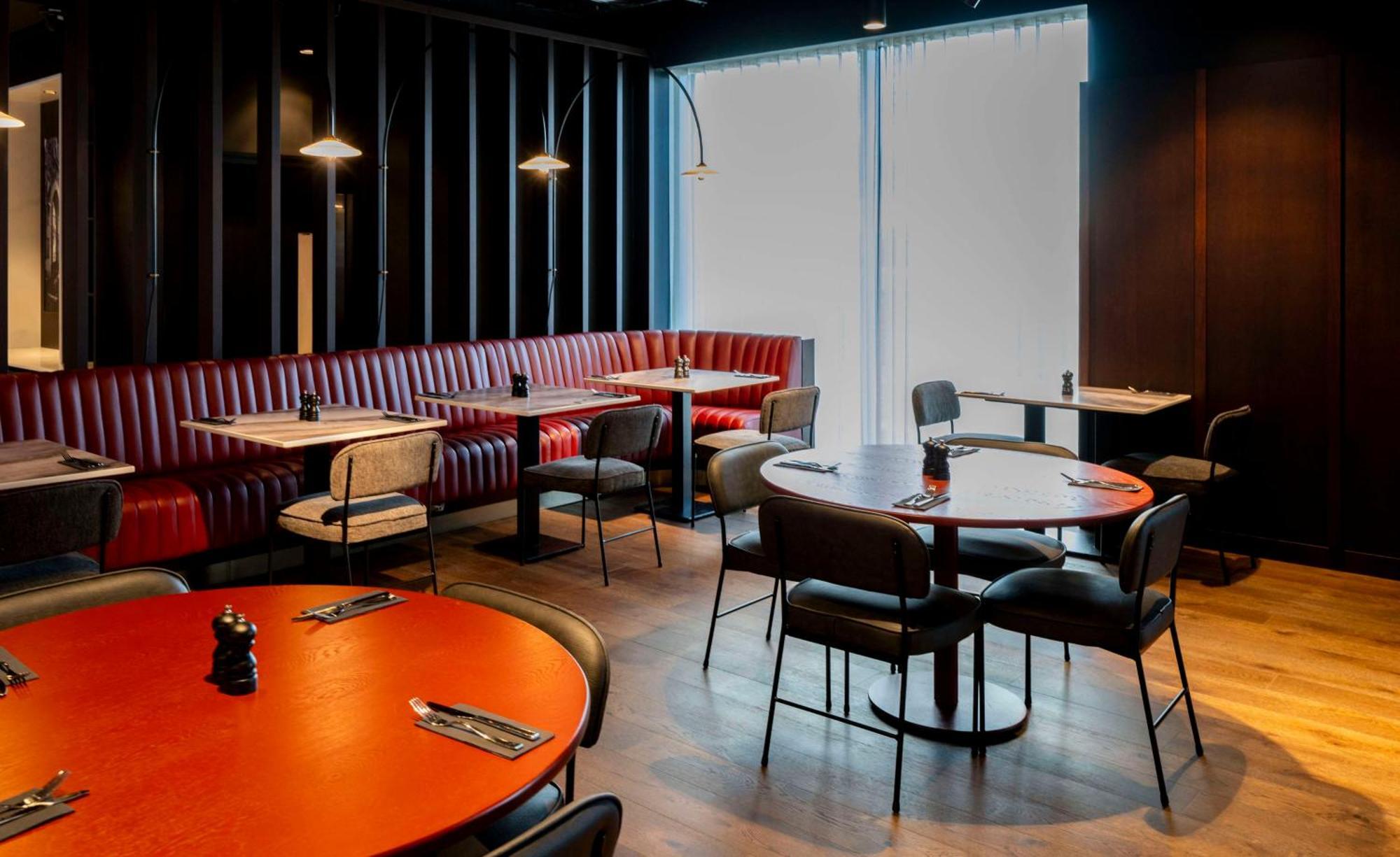Hotel Radisson Red Galway Esterno foto